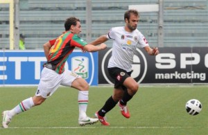 Paolo Sammarco, primo gol con la maglia ligure (foto: acspezia.com)