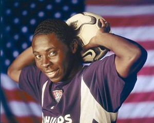 Freddy Adu  (fonte foto www.footballlive.ng)