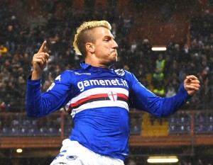 Maxi Lopez con la casacca blucerchiata (foto della rete)